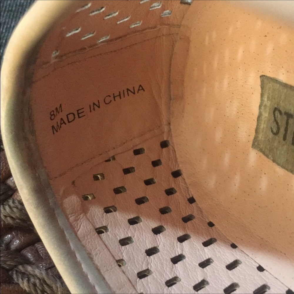 Steve madden laser cut slip on’s - Picture 7 of 7